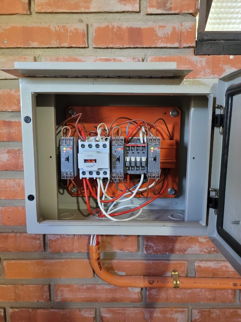 Pumping transfer panel