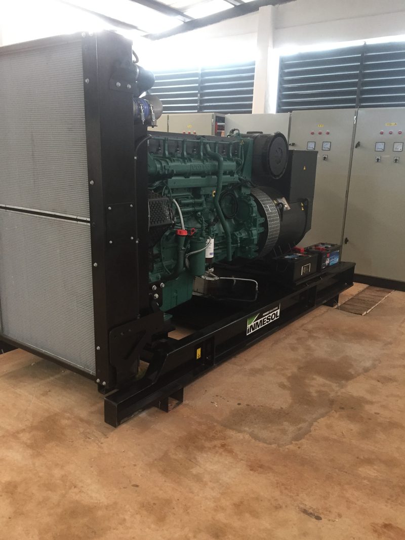 Generator set installed in a plant room